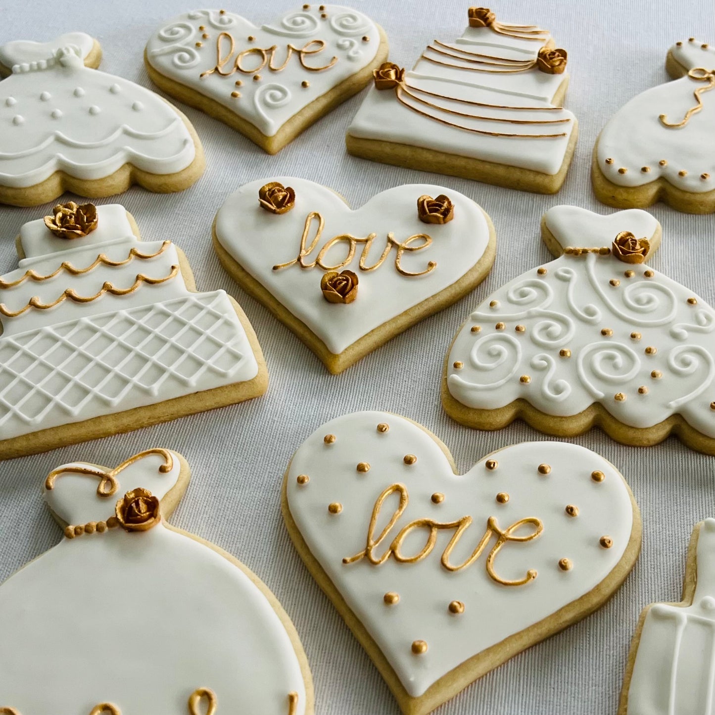 Timeless Pure Gold Wedding Cookies
