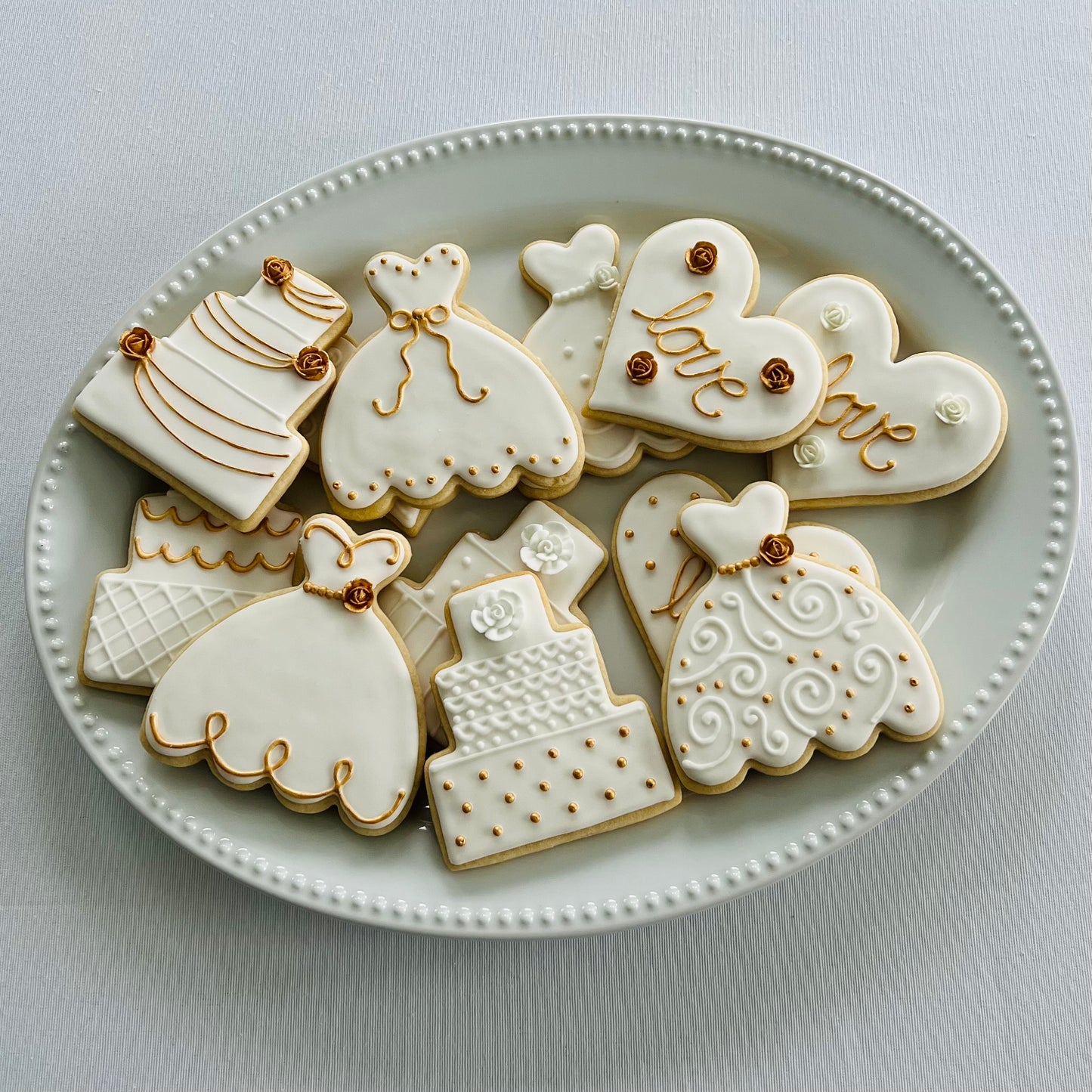 Timeless Pure Gold Wedding Cookies