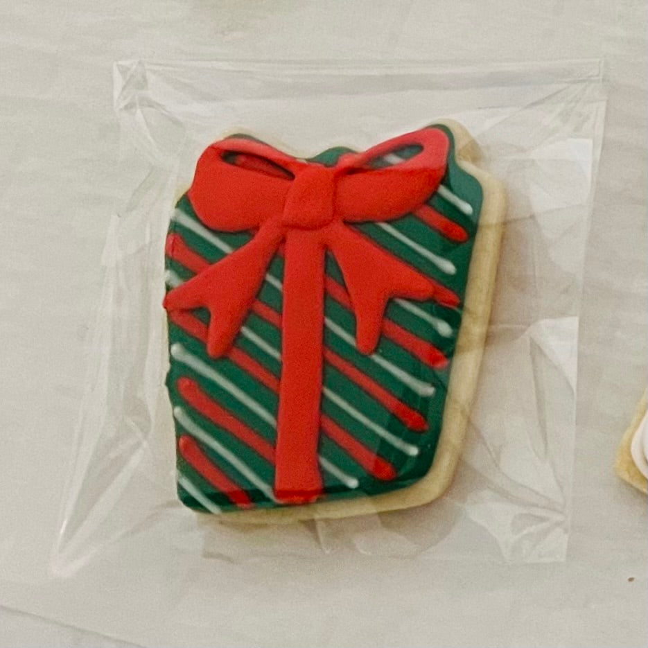 Holiday Accent Cookies – Simple Decorated Designs