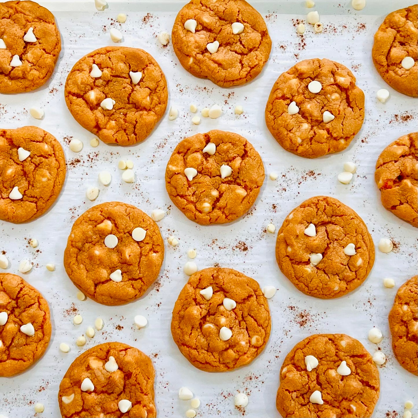 Pumpkin Cheesecake Cookies – Soft Pumpkin Spice Cookies with Cream Cheese Chips