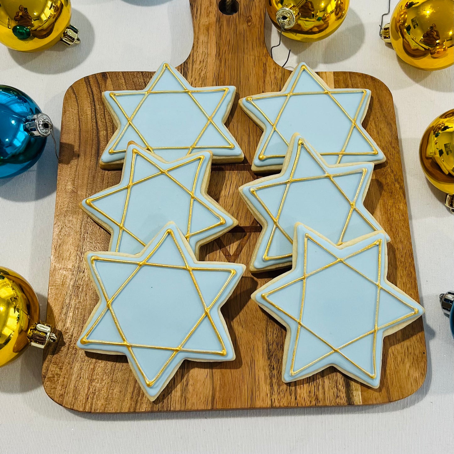 Hanukkah Star Cookies – 4-Inch Ice Blue & Gold Sugar Cookies