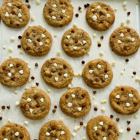 Golden Spiced Snickerdoodles – Warm Fall Spiced Cookies with Cinnamon and White Chocolate Chips
