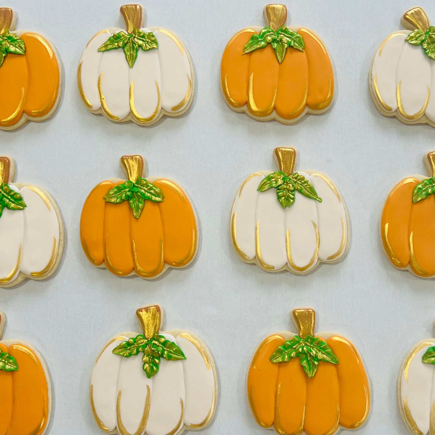 Pumpkin Cookies with Gold Detailing – Elegant Fall Sugar Cookies