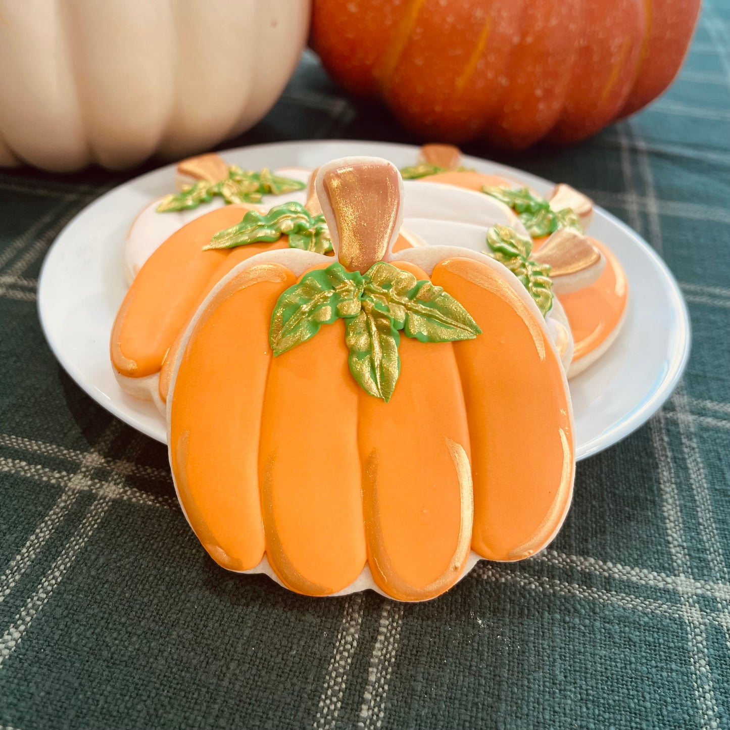 Pumpkin Cookies with Gold Detailing – Elegant Fall Sugar Cookies