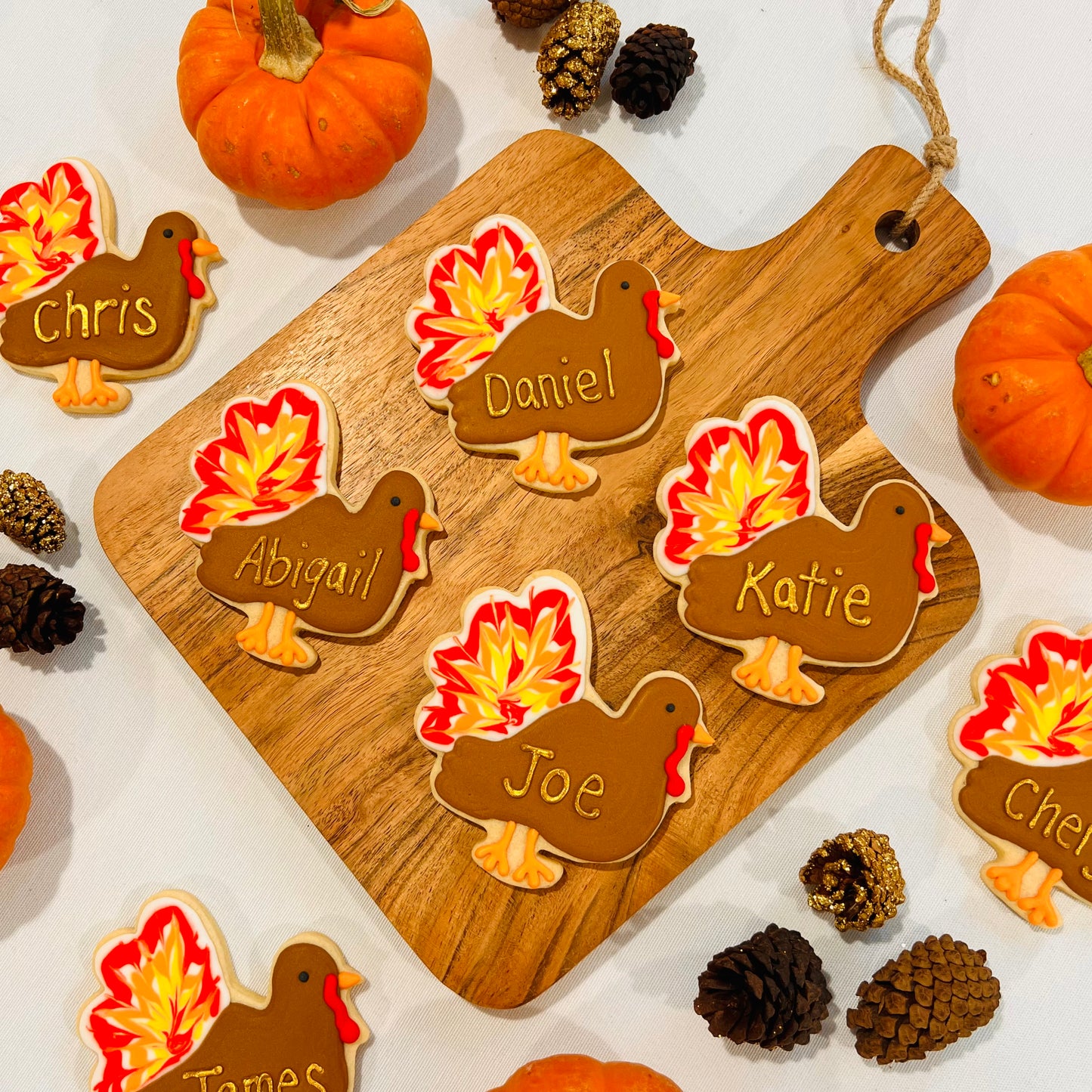 Thanksgiving Placecard Cookies – Personalized Turkey Sugar Cookies with Gold Lettering